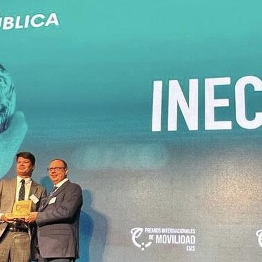 Luis Janeiro, People Director, collected the award