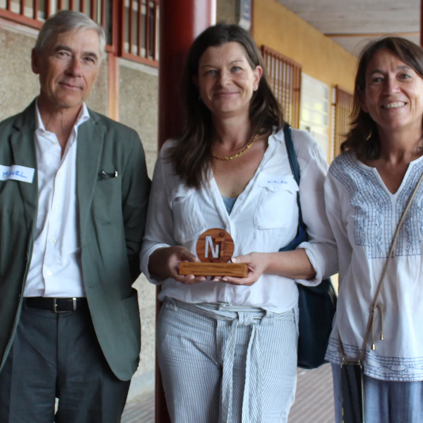 Miriam Vázquez recibió el premio por parte de Ineco