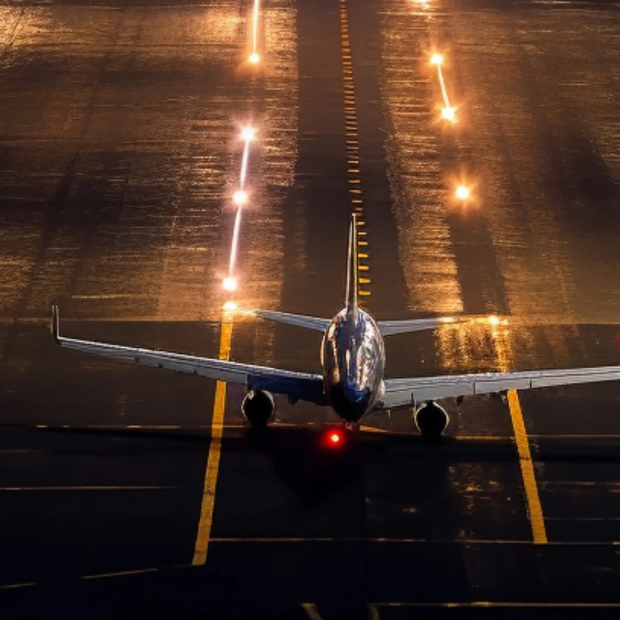 Para el desarrollo de estos trabajos, ha sido preciso adaptar a las condiciones de contorno de la operación en los aeropuertos y de las diferentes tecnologías de los sistemas de iluminación aeroportuaria, la “Metodología para la Integración del Factor Humano en los Análisis de Riesgos” desarrollada en Ineco y premiada por CANSO con el "Global Safety Achievement Award 2019"