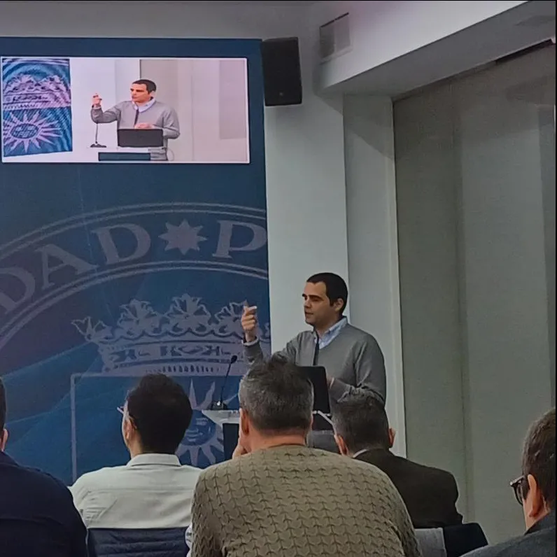 Rodrigo Vázquez, during the presentation