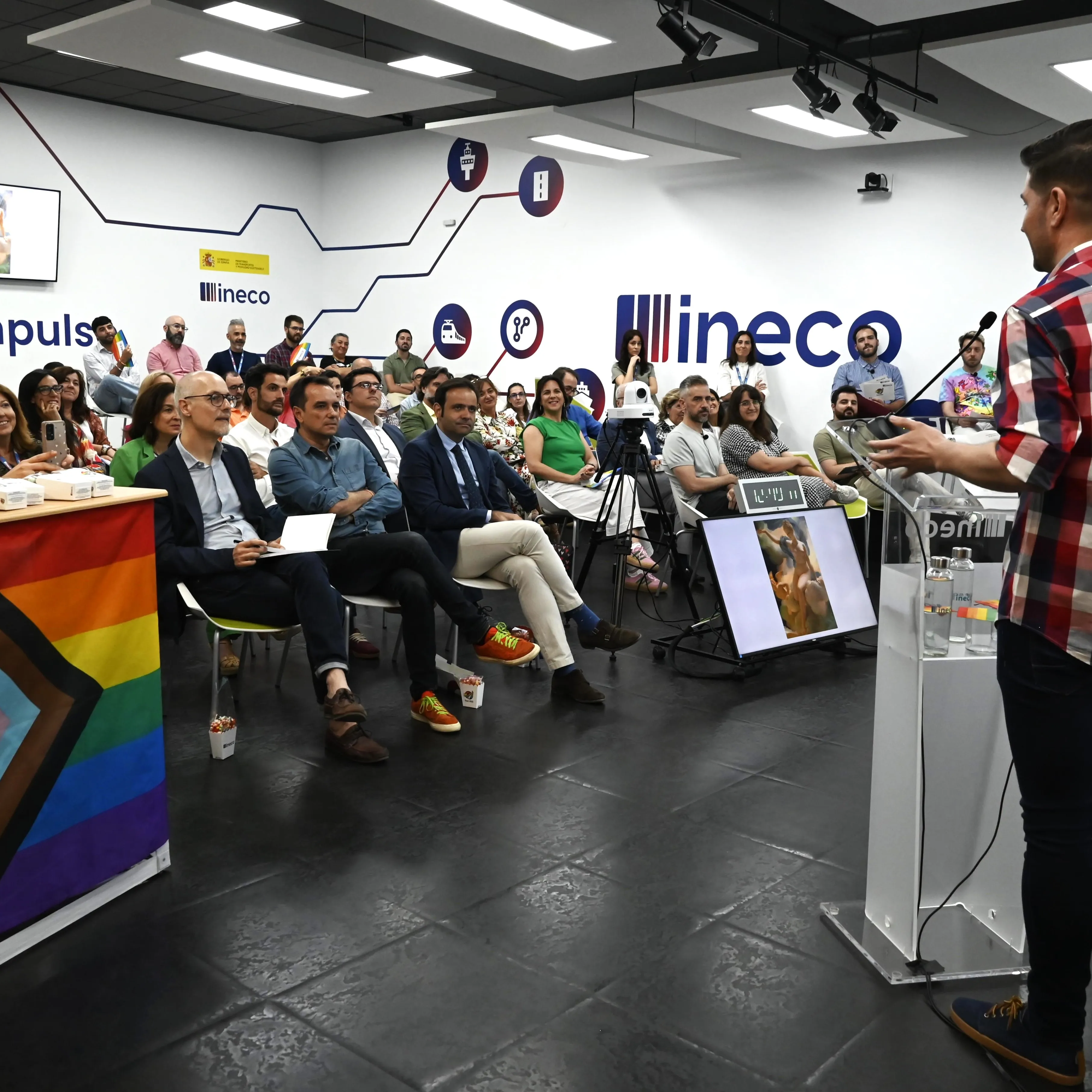 Un instante del acto de presentación de la red