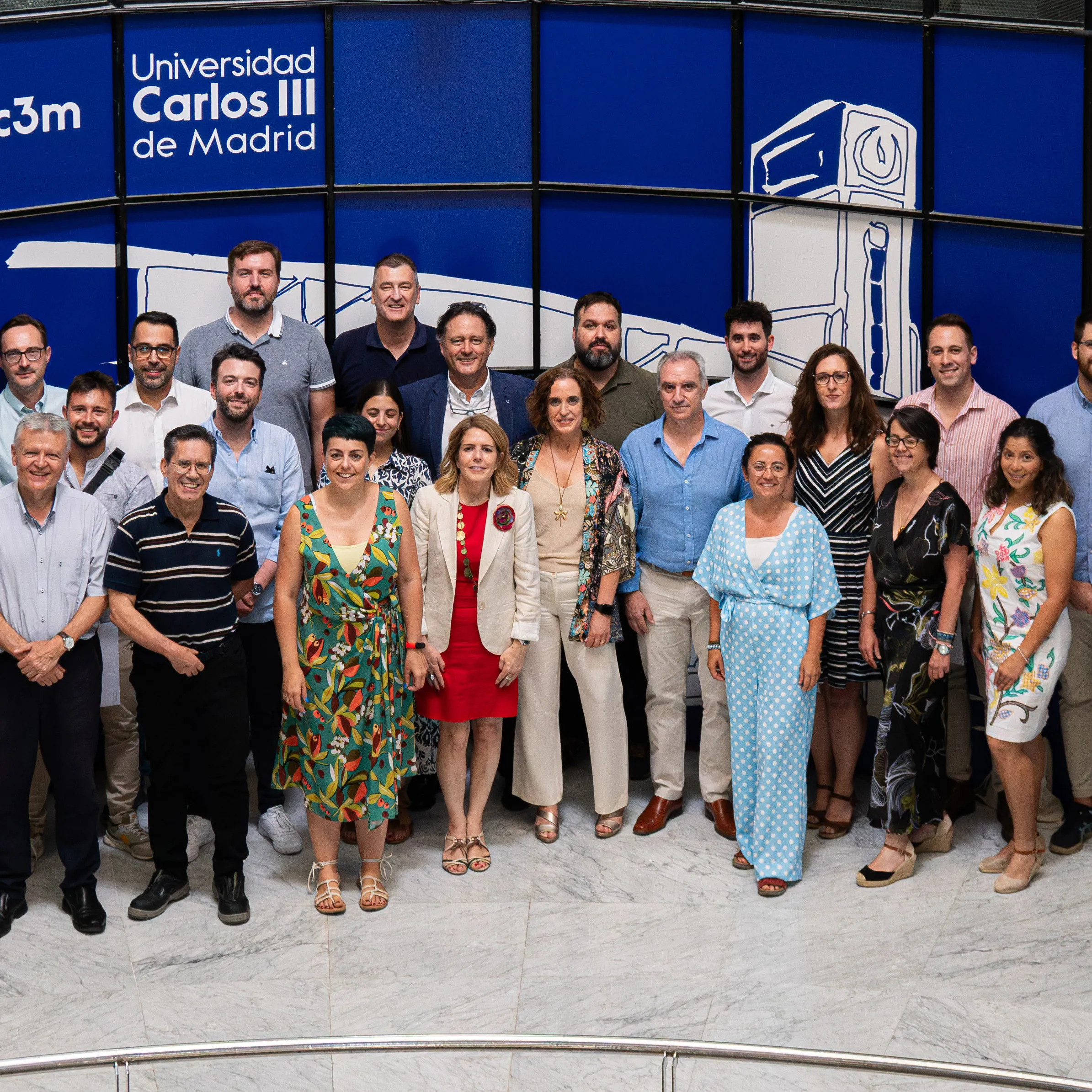 With 9 months of duration and on-site mode, the teaching methodology of this diploma is practical, giving the student a theoretical-experimental training, applicable in the resolution of problems