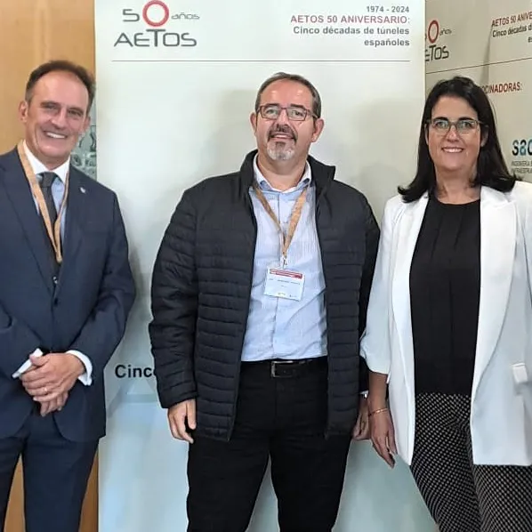 he works directors, Agustín Tejedor, Pedro Antonio Lázaro and Ismael Romero, and a manager of Work Winning, Noelia Alonso