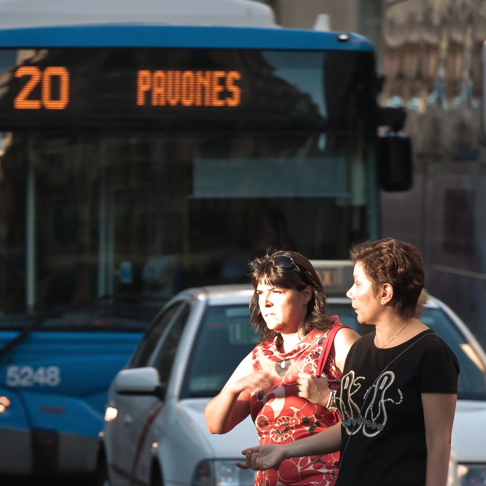 The aim is that this innovative project will be available in 2026 and will allow citizens to travel across the country using any public transport, for a single price.