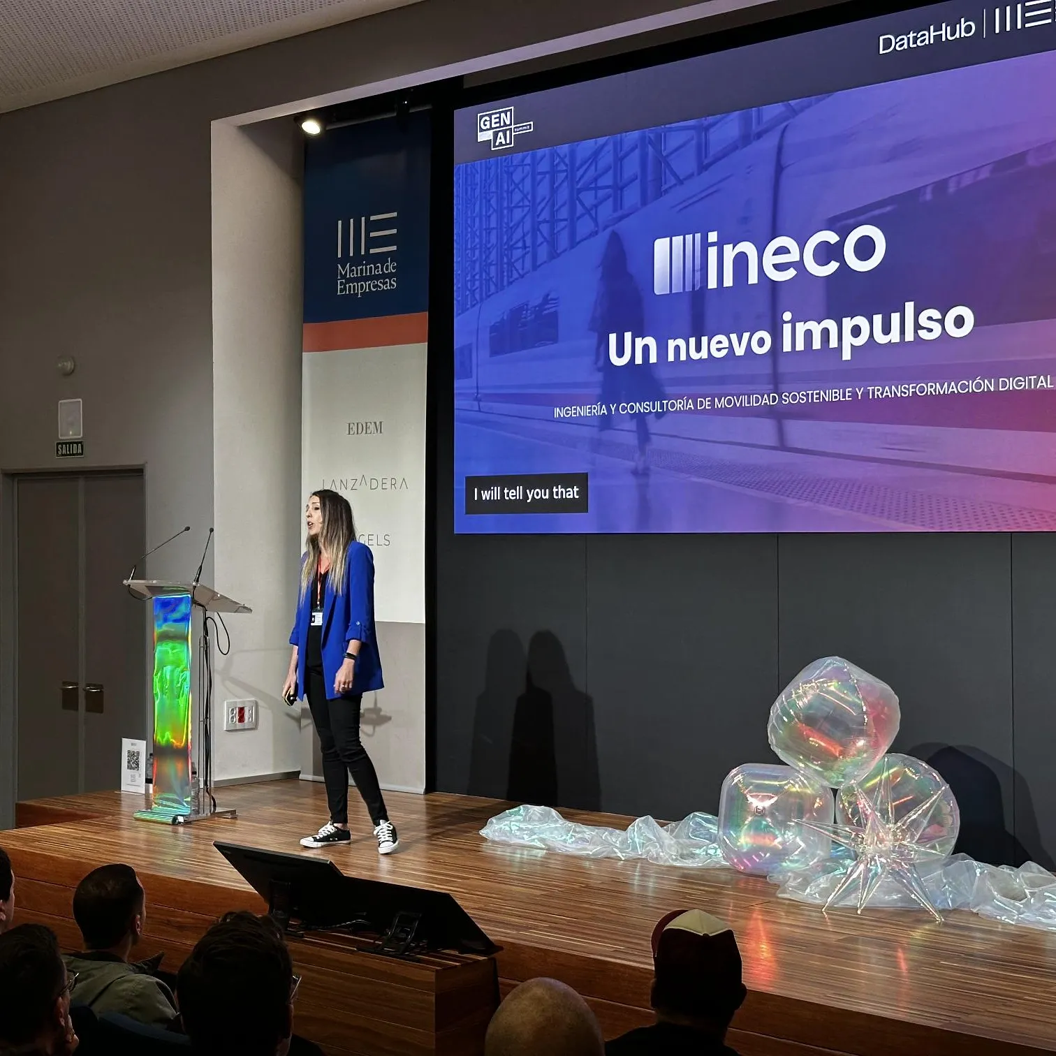 Paloma Muñoz, expert in innovation and digital transformation at Ineco, during her speech at the GenAI Summit EU