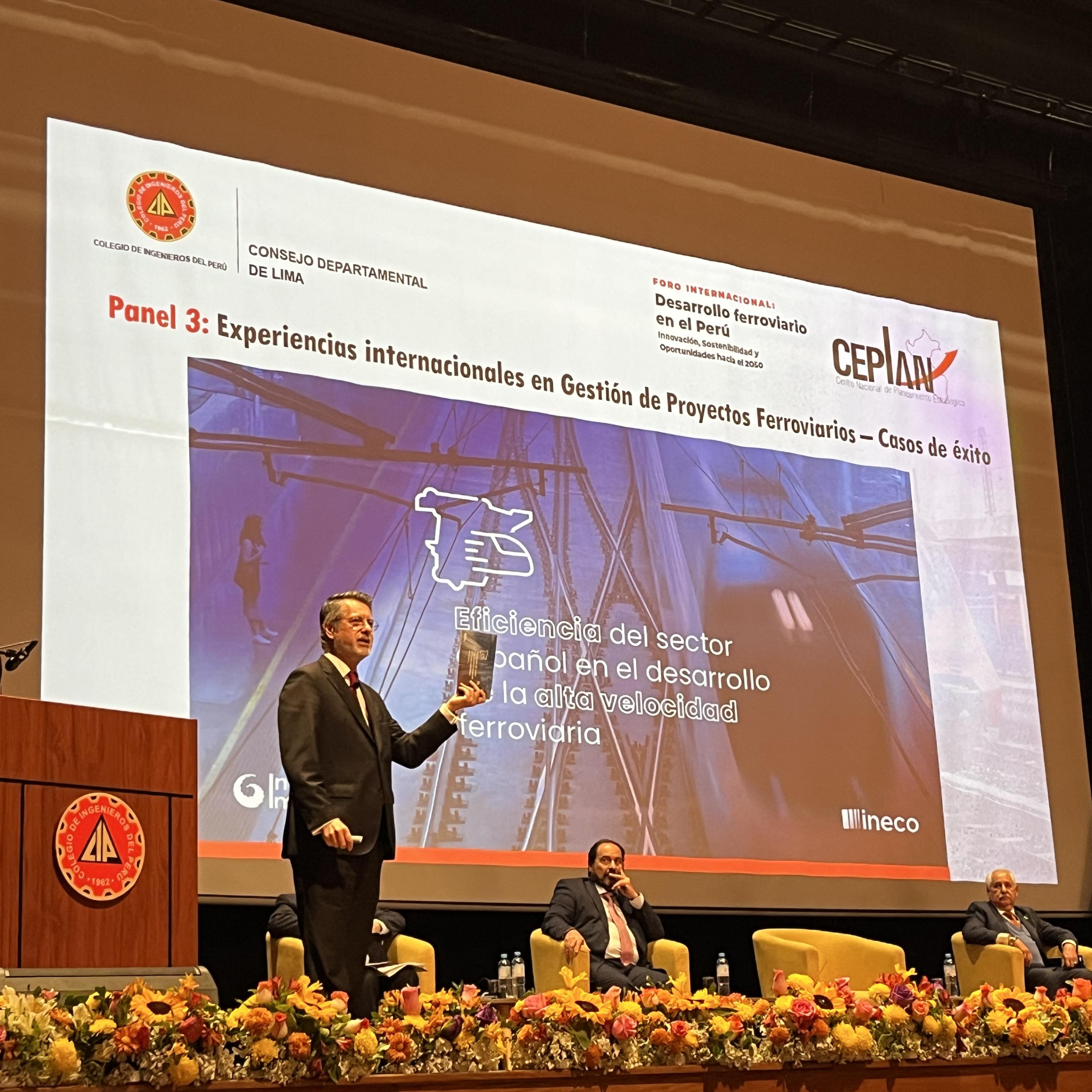 El modelo español de Alta Velocidad destaca en el Foro Internacional Ferroviario de Lima