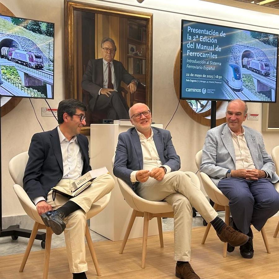 Moisés Gilaberte, director general de Negocio Nacional de Ineco, además de participar en el acto también ha sido uno de los coautores de este libro.
