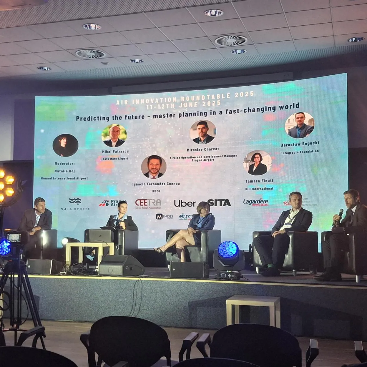 Durante su intervención, Ignacio Fernández-Cuenca, gerente en Consultoría, Medio Ambiente y Tecnologías de la Información de Ineco, subrayó que predecir es la base de la planificación a largo plazo