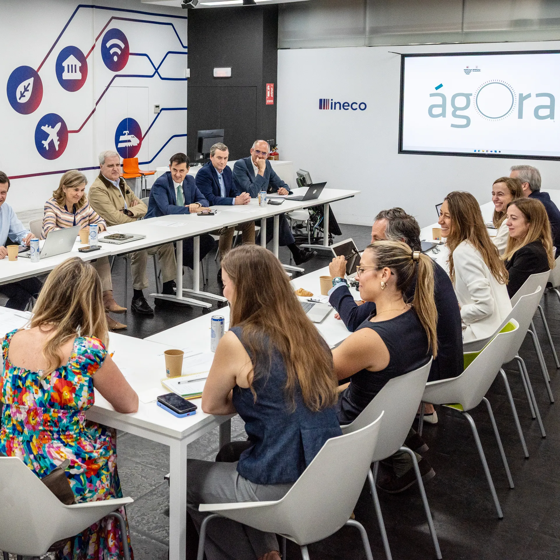 Como socio fundador, Ineco ha reafirmado su compromiso con el desarrollo de una industria plural, innovadora y en constante evolución, clave para avanzar hacia una movilidad más sostenible.