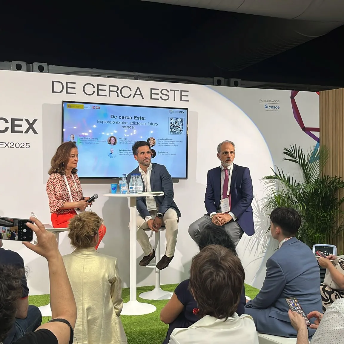 Durante su intervención, Ana Rojo compartió la experiencia de Ineco