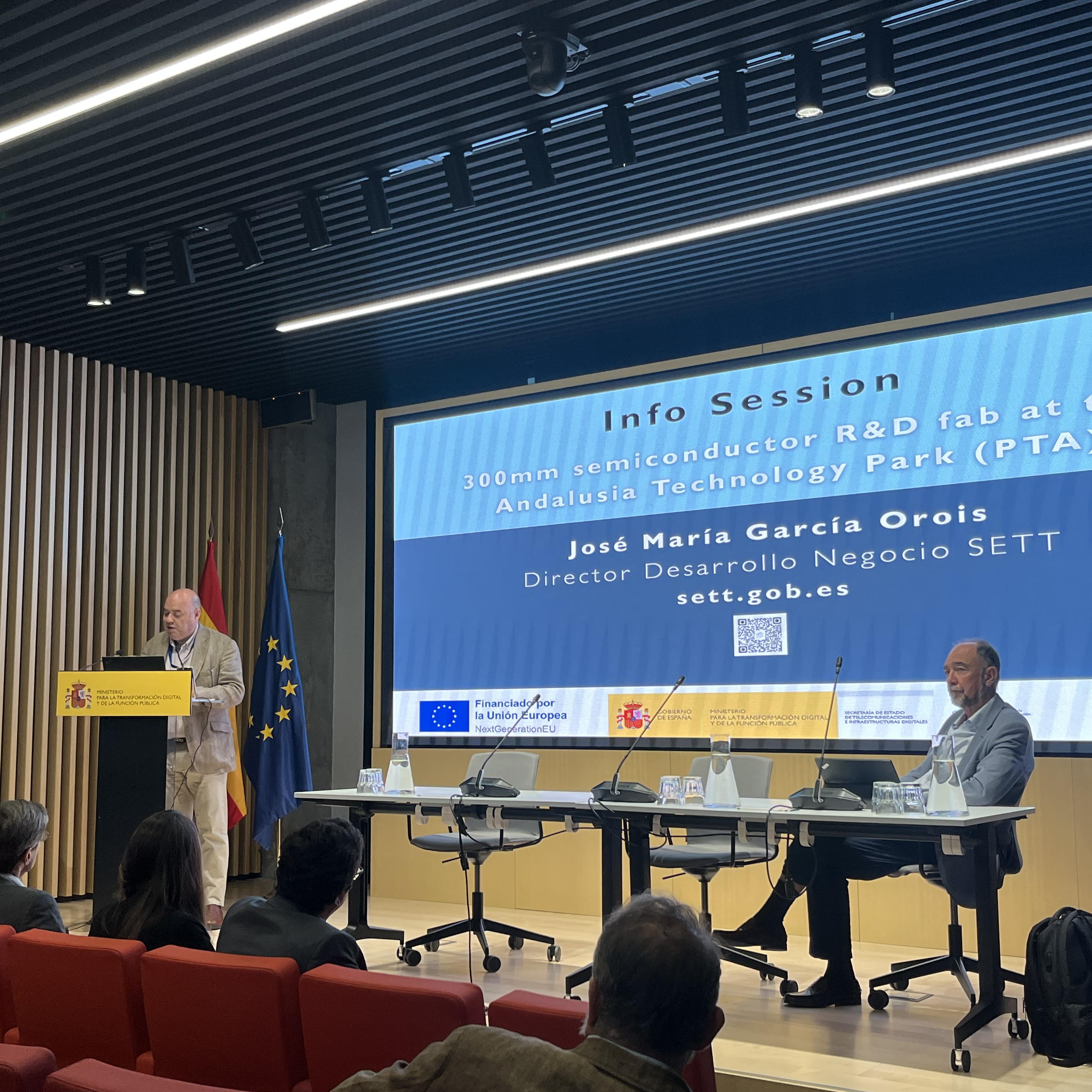 José María García Orois and Javier Pérez Diestro, during the presentation