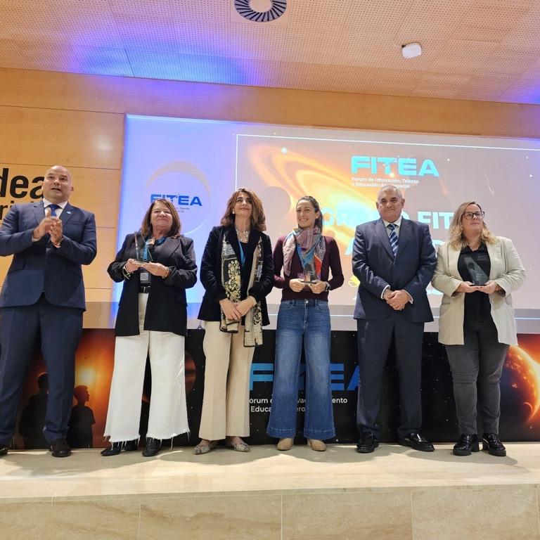 Compromiso con el futuro aeroespacial: Ineco entrega el premio al mejor proyecto educativo en los Grand FITEA Award