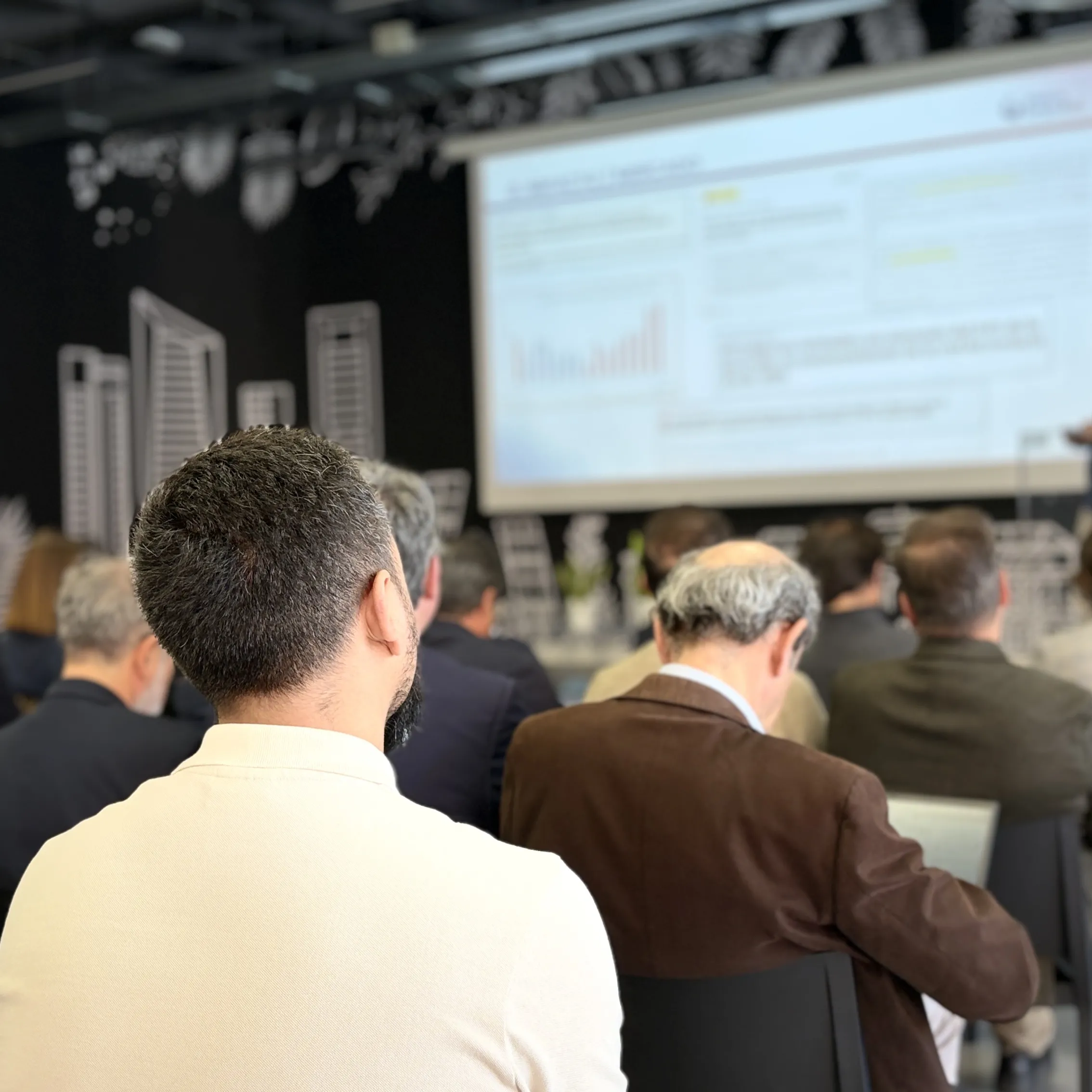 Innovación que transforma retos complejos en realidades