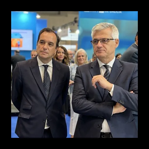 El presidente de Ineco, Sergio Vázquez Torrón, junto al secretario de Estado de Transportes, Movilidad y Agenda Urbana en funciones y presidente de ENAIRE, David Lucas