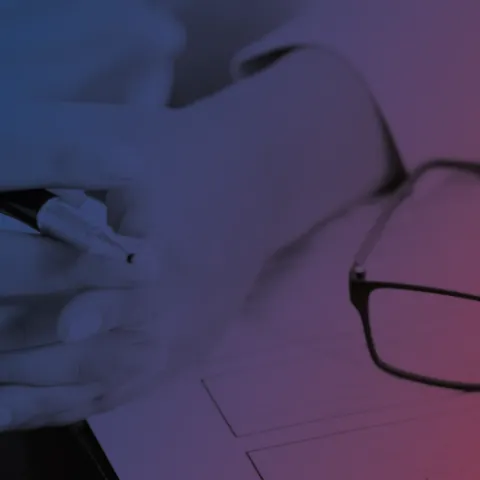 La compañía cuenta con un equipo de consultoría jurídica formado por 20 profesionales