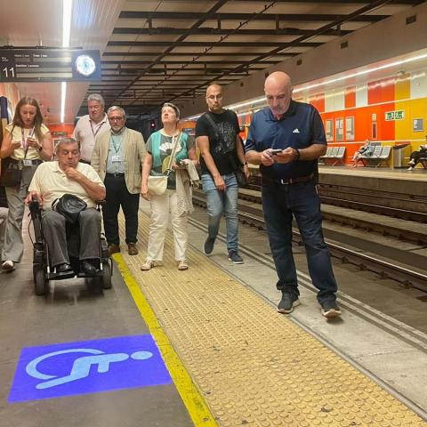 Personas con discapacidad, personal ferroviario y técnicos especializados han participado en la validación