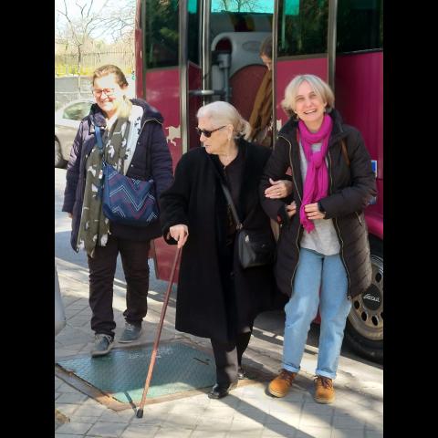 Nos sumamos a la lucha contra la soledad de las personas mayores
