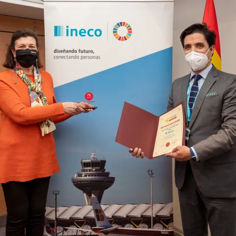 Ineco recibe el premio Best Public Corporation de STARTUP OLÉ