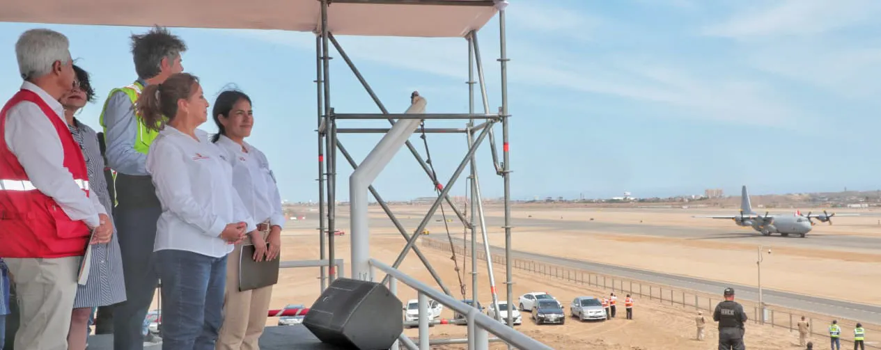 La presidenta de la República de Perú, Dina Boluarte, y la ministra de Transportes, Paola Lazarte presidieron la inauguración