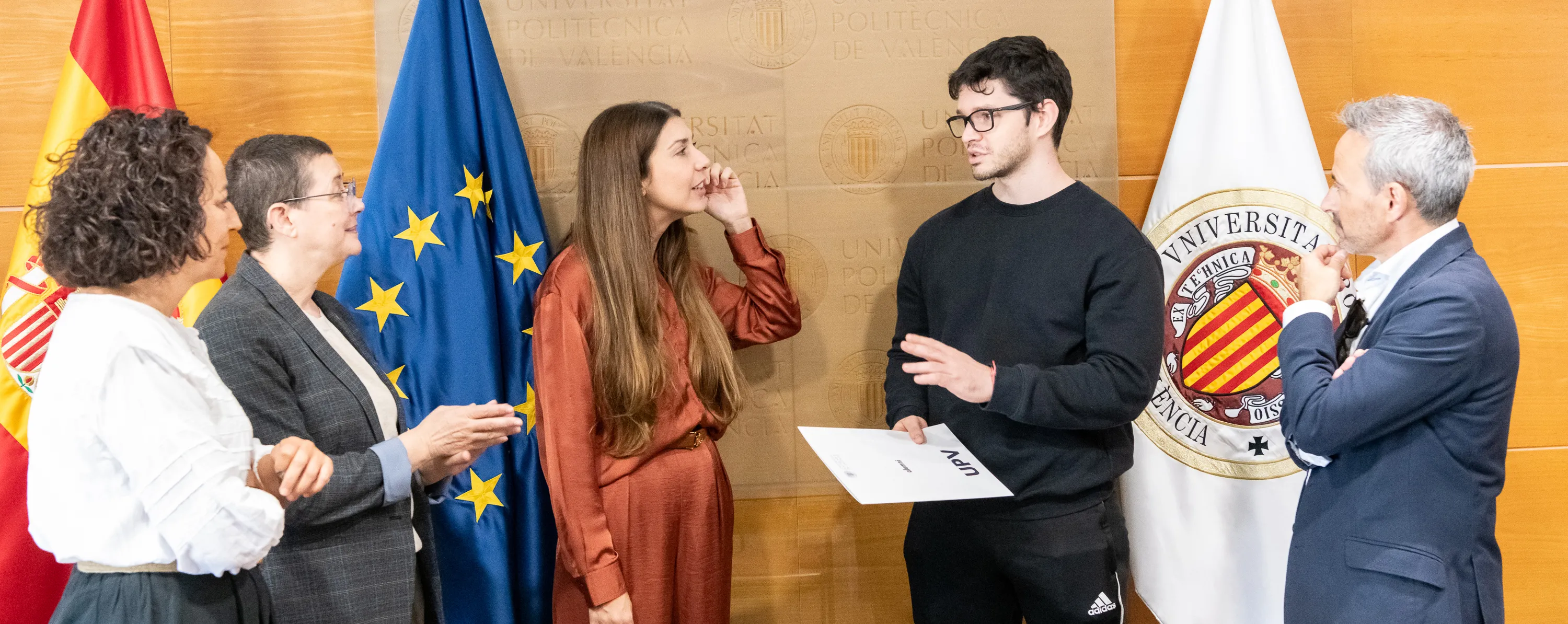 Lara Serrano, gerente de Subdirección Formación y Gestión del Talento, ha sido la representante de nuestra compañía en el acto.