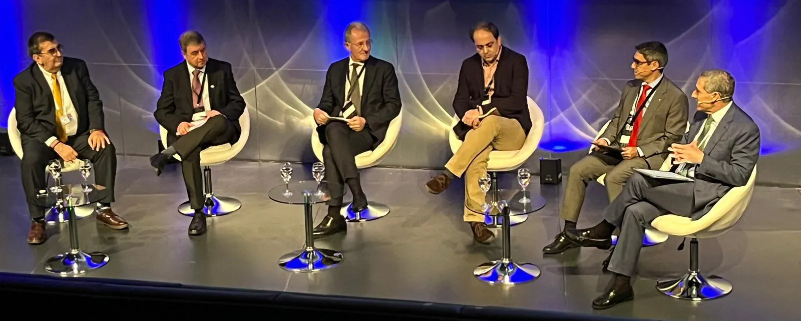 Carlos J. Hernando, gerente de Negocio Internacional, ha participado en la mesa redonda “Agencia Espacial Española”