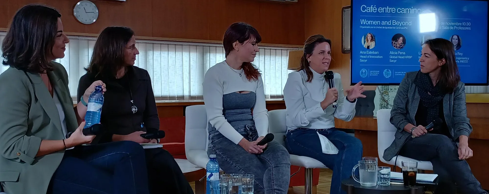 Patricia Rey, durante el encuentro