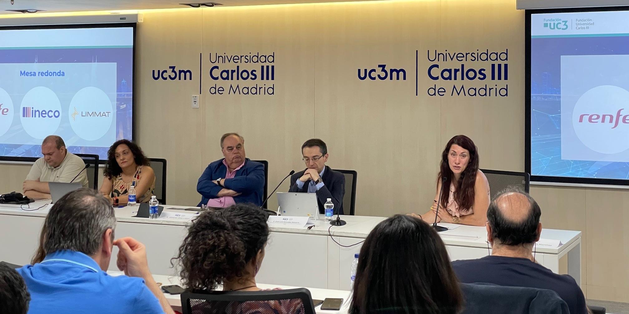 Un instante de la mesa redonda