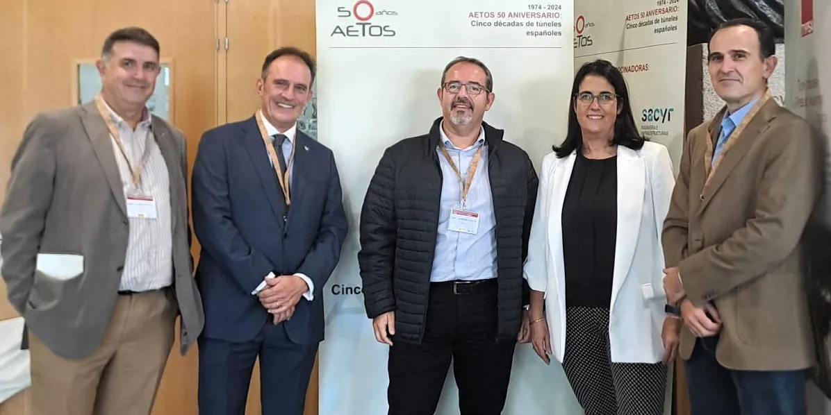 Los directores de obra, Agustín Tejedor, Pedro Antonio Lázaro e Ismael Romero, y la gerente en Licitaciones, Noelia Alonso.