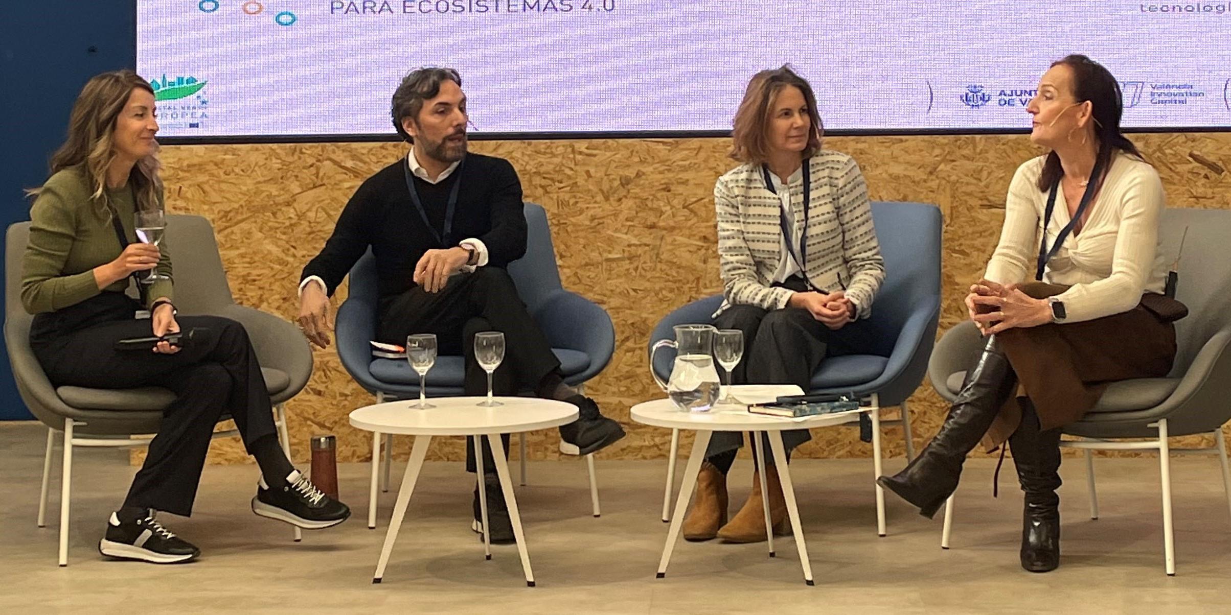 Ana Rodríguez, innovation expert, spoke at the event, highlighting the organisation's sensitivity and focus on improving people's quality of life through digital transformation and the responsible use of artificial intelligence (AI).