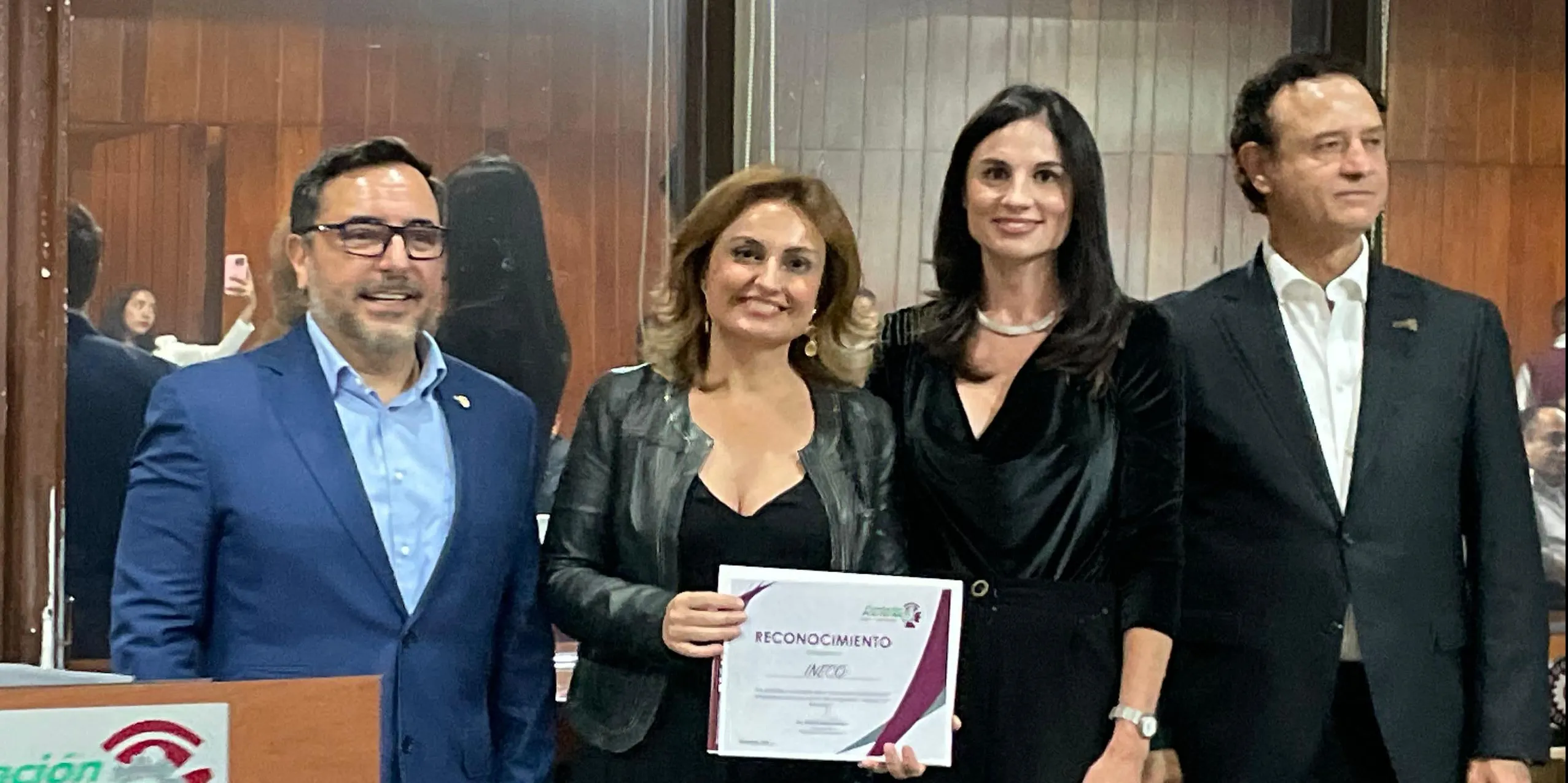 Salomé Fernández and Magdalena Garrigós with representatives of the National Polytechnic Institute (IPN).