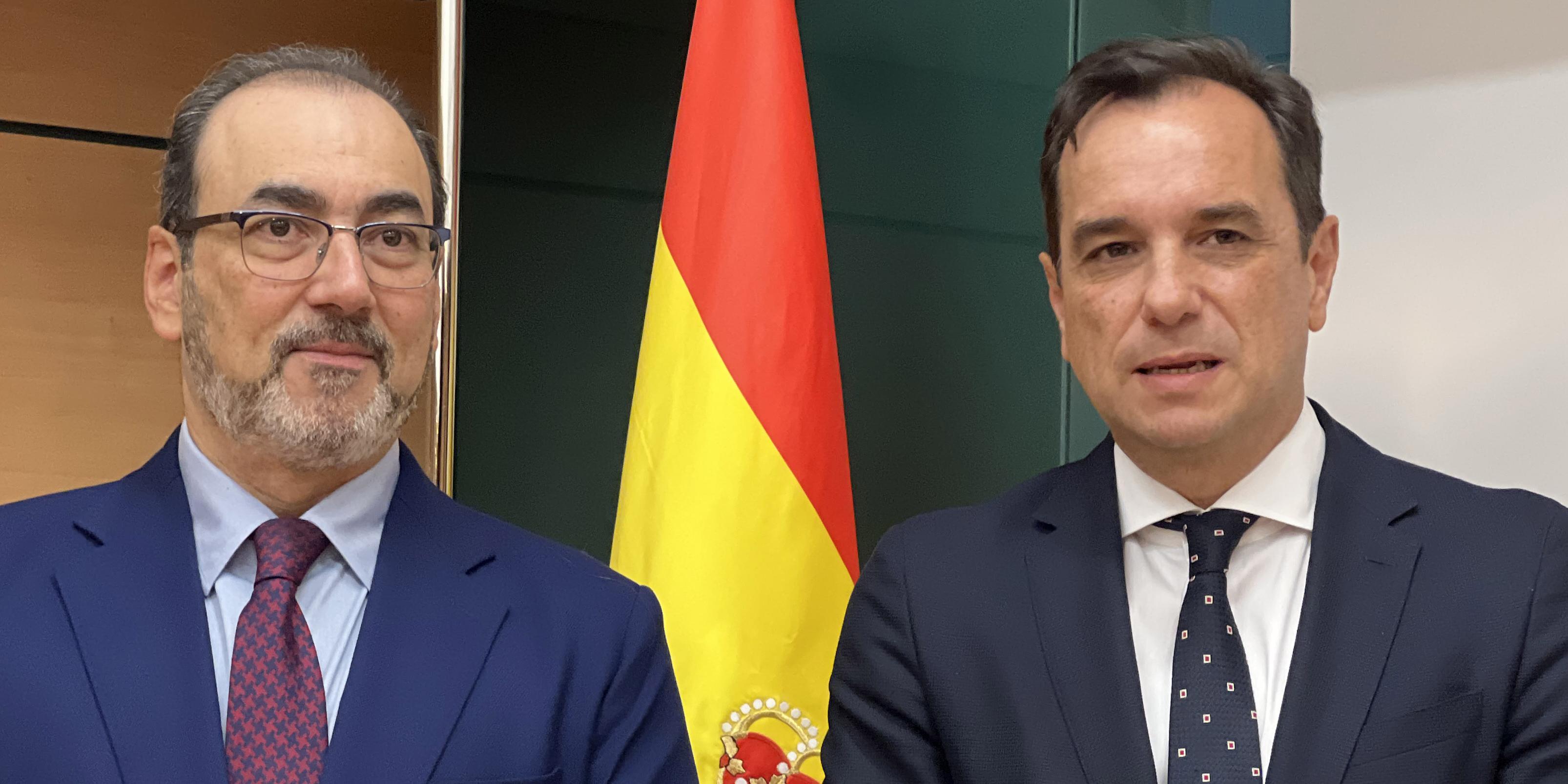 Sergio Díaz-Granados, presidente ejecutivo del Banco de Desarrollo de América Latina y el Caribe (CAF) y Sergio Vázquez Torrón, presidente de Ineco