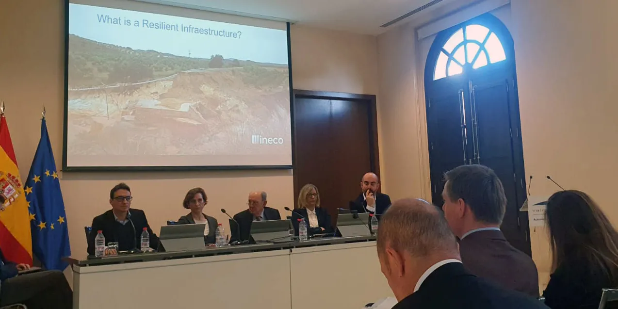 Sergio Mora, Climate Change and Energy Transition Manager, shared knowledge and experiences on the adaptation of the railway sector to the challenges of climate change