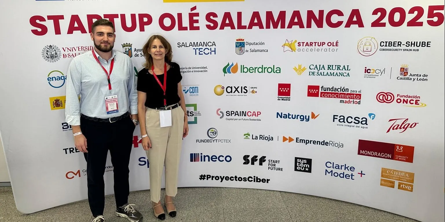 Imagen de los asistentes de Ineco a la feria
