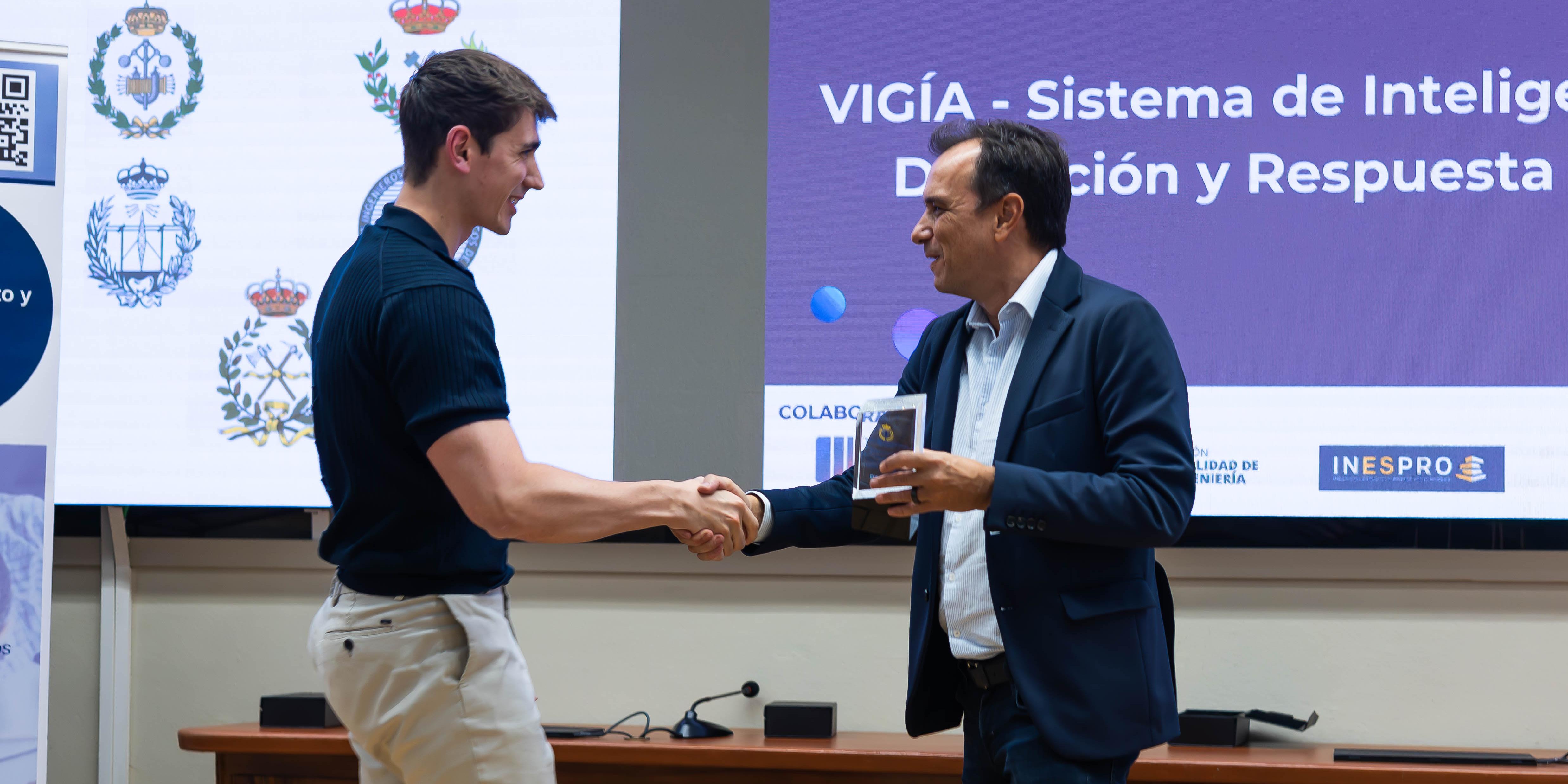 El presidente de Ineco ha entregado el premio a Jon Andoni Baranda