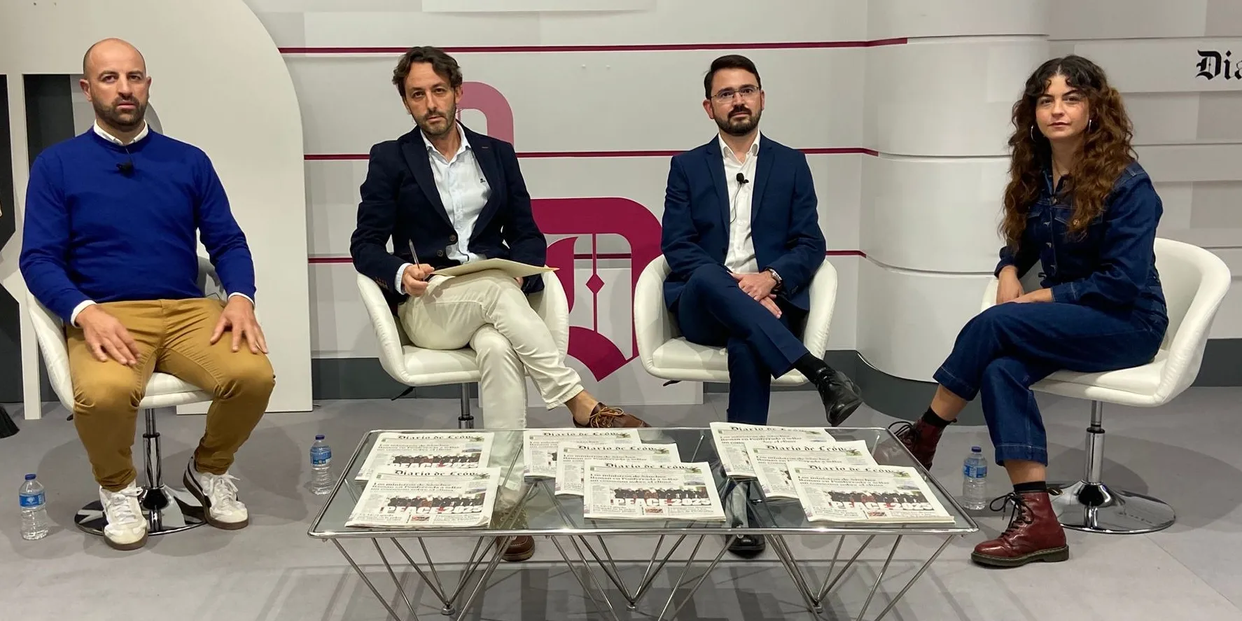 Imagen de la mesa redonda