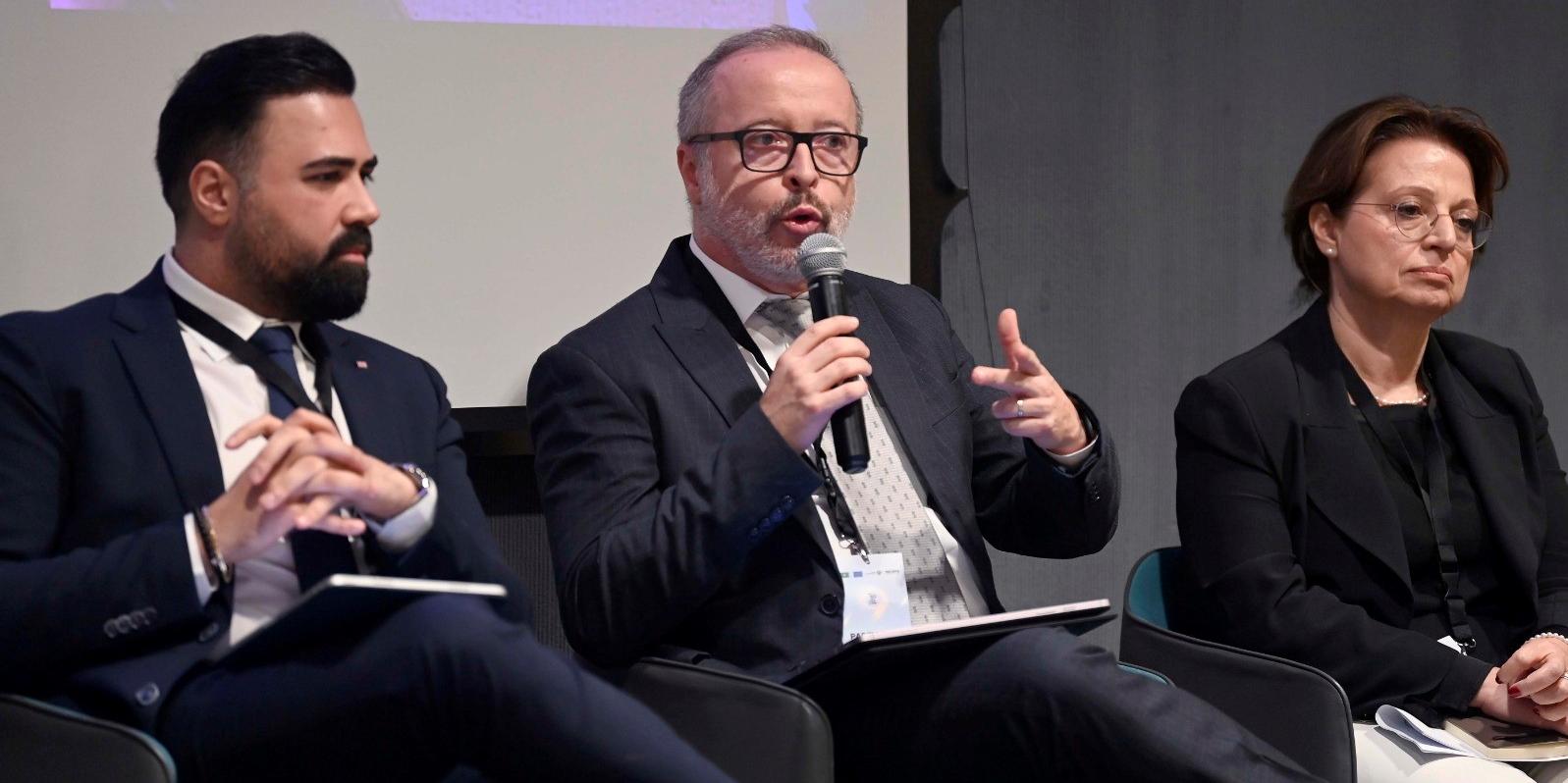 Ángel Toro durante su intervención