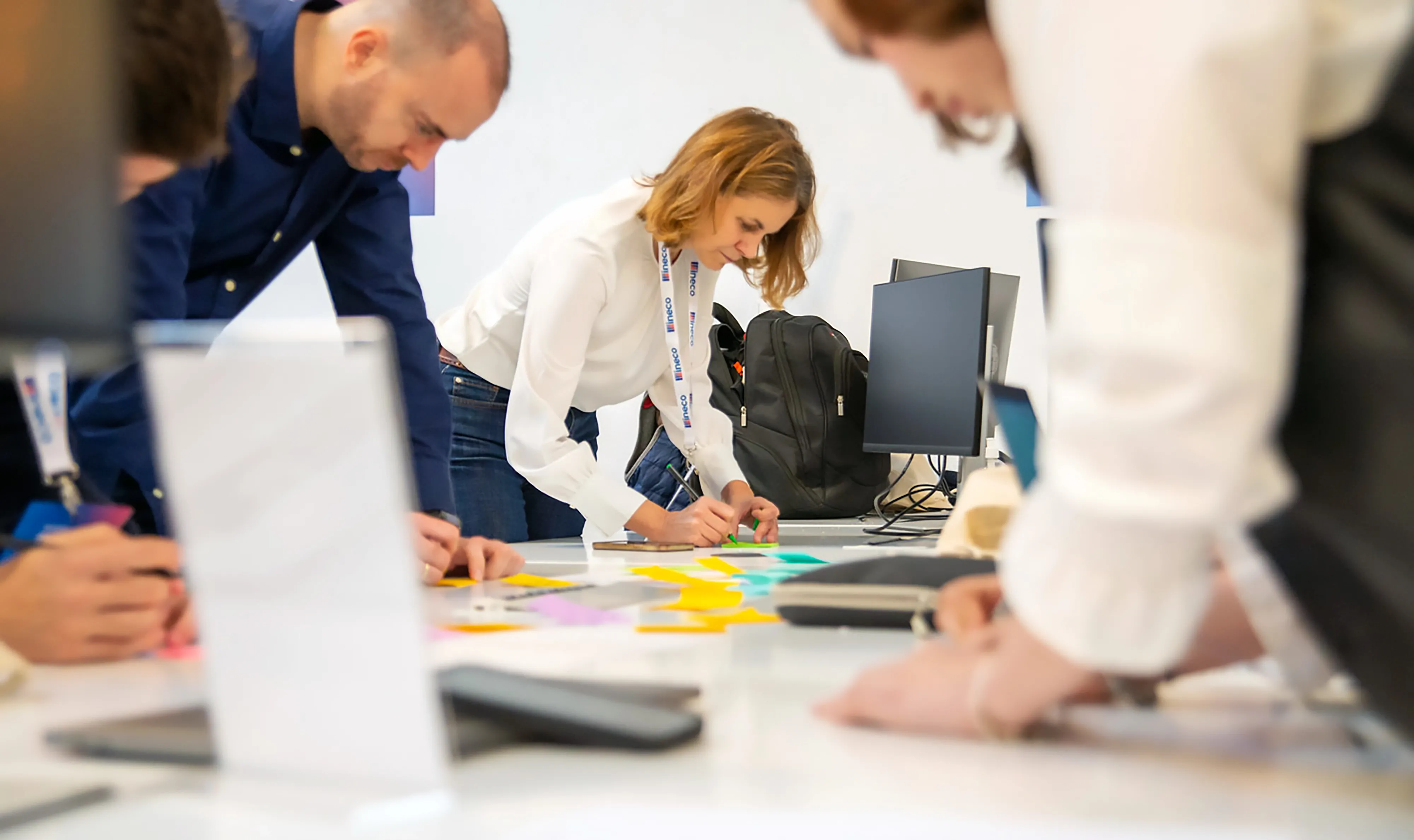 Consulting DNA: knowledge for citizens 