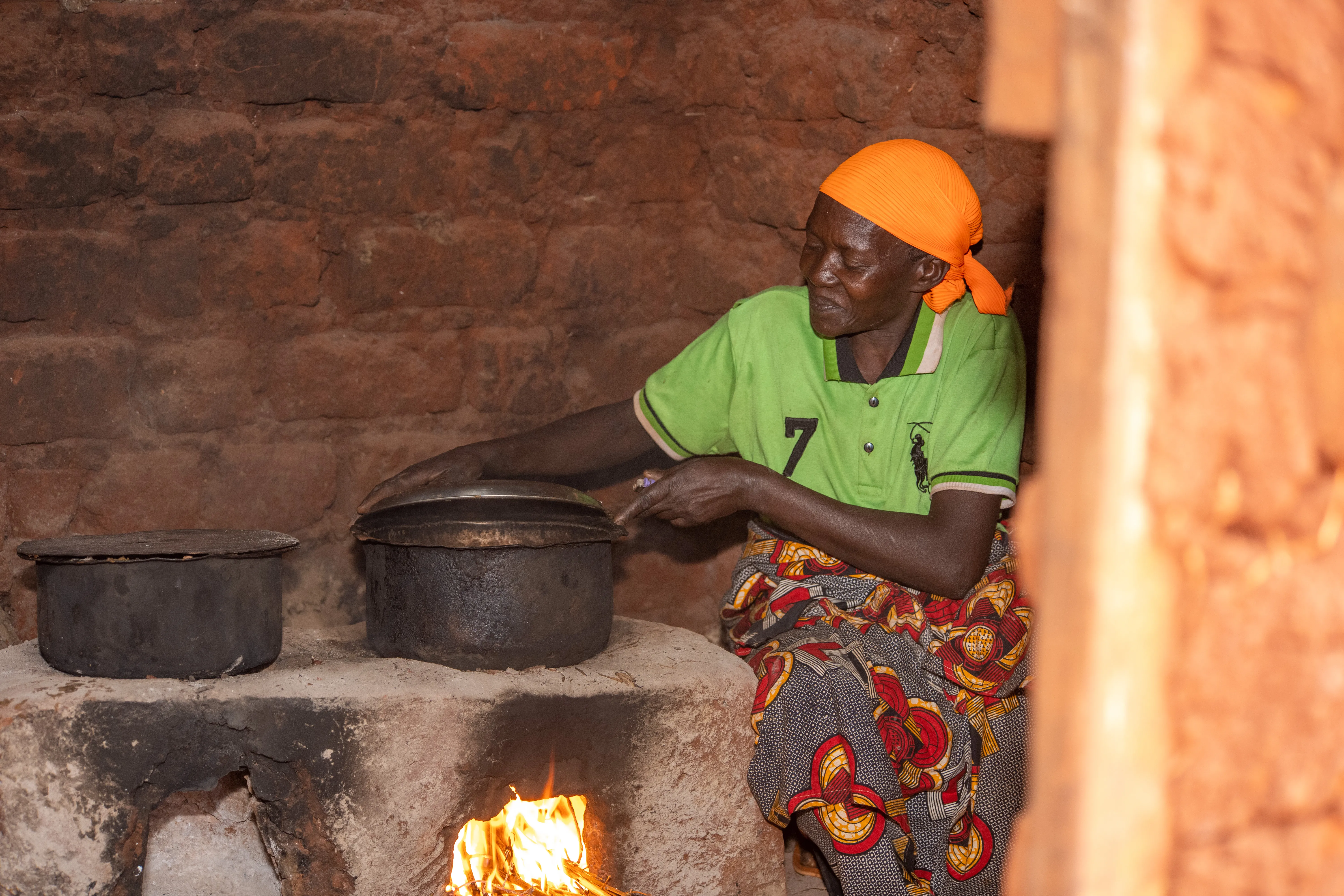 Ineco se suma al reto de la seguridad alimentaria sin fronteras de Cruz Roja Española, en un programa centrado en las mujeres