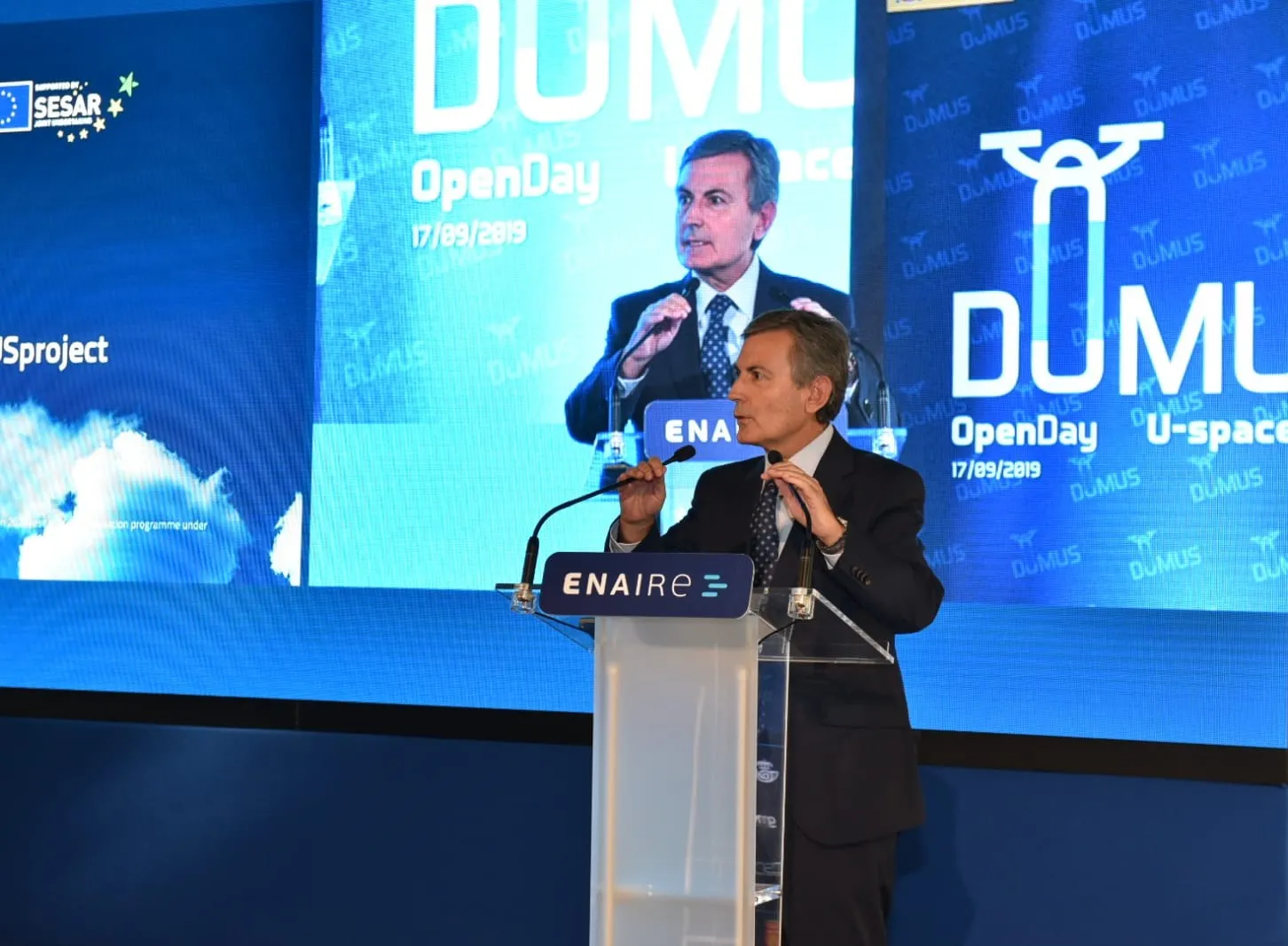 Saura preside la primera demostración pública de integración de drones en espacio aéreo