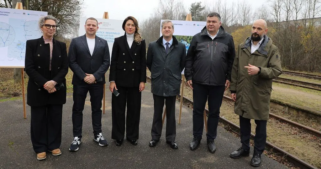 Las estaciones de Letonia contarán con el sello de Ineco