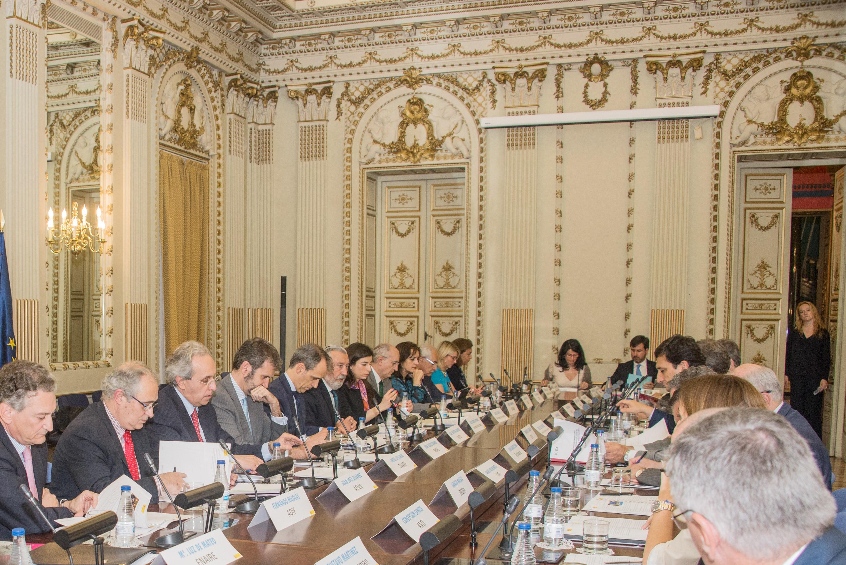 Primera sesión del Observatorio para la Internacionalización del Transporte y las Infraestructuras